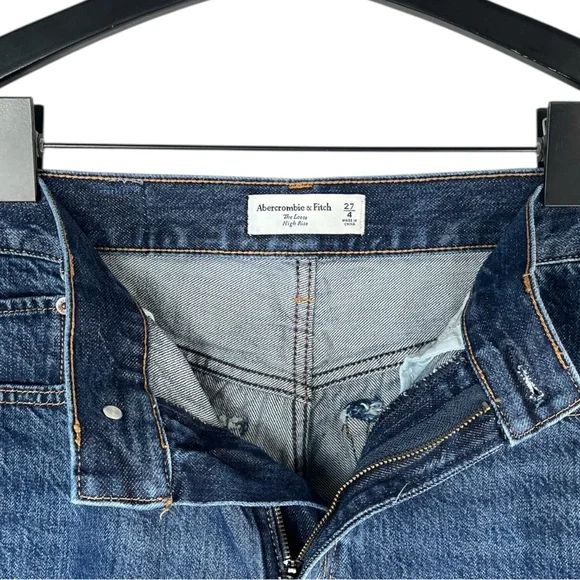 Abercrombie & Fitch High Rise Loose Jean size 27 / 4 in Medium Vintage Wash - Picture 4 of 6